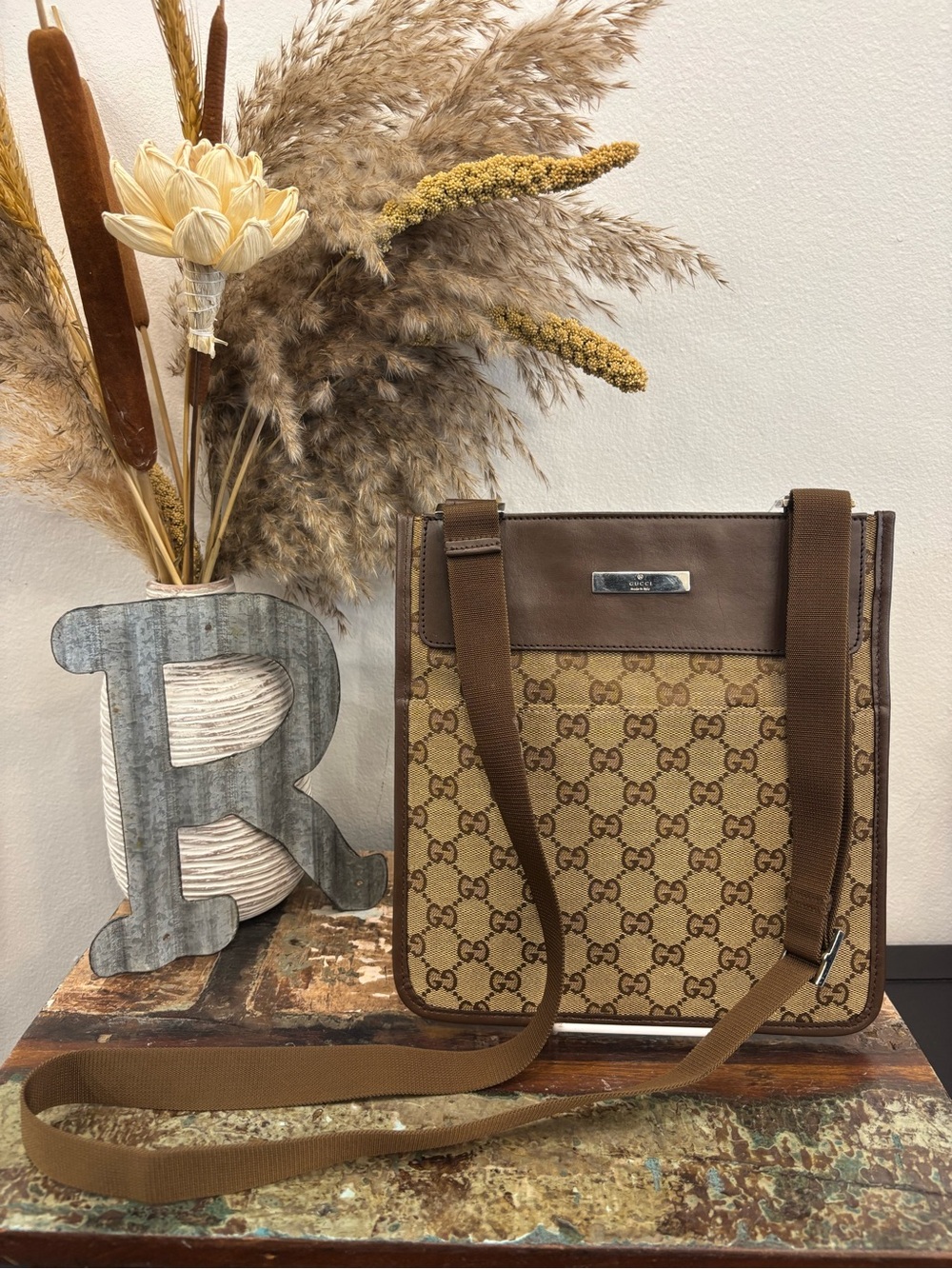 Gucci Vintage Brown GG Monogram Messenger Bag COA